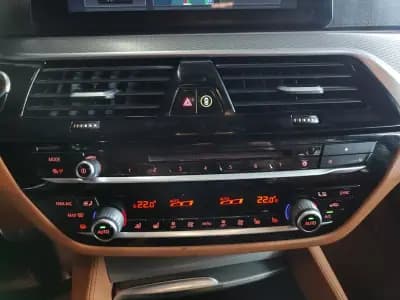 Sell BMW 520 2017 - 27250 EUR, 149150 km - AUTO.MOTO.pt