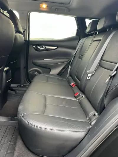 Vendo Nissan Qashqai 2016 - 15750 EUR, 179000 km - AUTO.MOTO.pt