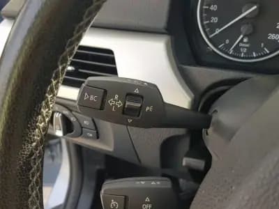 Sell BMW 318 2011 - 10750 EUR, 300000 km - AUTO.MOTO.pt