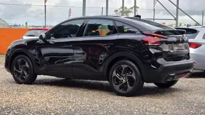 Vendo Citroën C4 2023 - 17950 EUR, 21950 km - AUTO.MOTO.pt