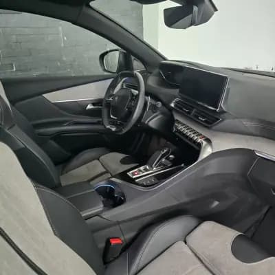 Sell Peugeot 3008 2021 - 23890 EUR, 56218 km - AUTO.MOTO.pt