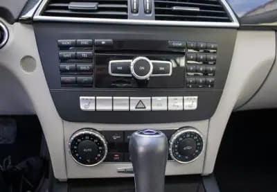 Vendo Mercedes-Benz C 220 2012 - 15990 EUR, 216000 km - AUTO.MOTO.pt