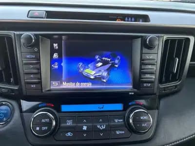 Sell Toyota RAV4 2017 - 28500 EUR, 127120 km - AUTO.MOTO.pt