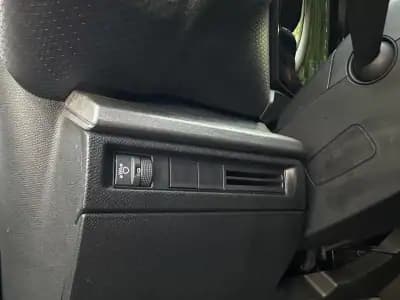 Vendo Citroën C5 X 2023 - 19000 EUR, 97000 km - AUTO.MOTO.pt