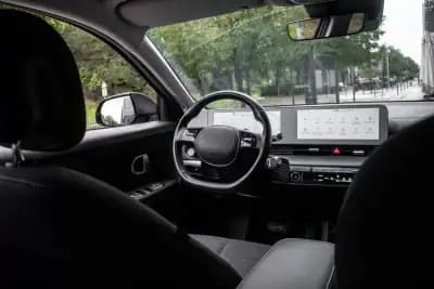 Vendo Hyundai Ioniq 5 2022 - 29990 EUR, 66701 km - AUTO.MOTO.pt