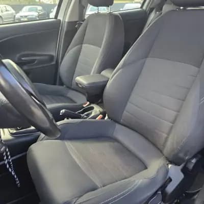 Vendo Alfa Romeo Giulietta 2016 - 10250 EUR, 172955 km - AUTO.MOTO.pt