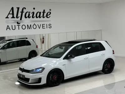 Vendo Volkswagen Golf 2013 - 19890 EUR, 186000 km - AUTO.MOTO.pt