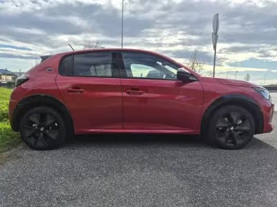 Sell Peugeot e-208 2022 - 18999 EUR, 14864 km - AUTO.MOTO.pt