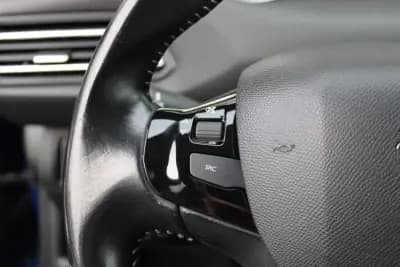 Vendo Peugeot 308 SW 2019 - 11990 EUR, 159000 km - AUTO.MOTO.pt