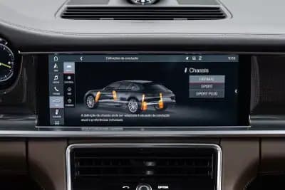 Sell Porsche Panamera Sport Turismo 2018 - 69950 EUR, 133000 km - AUTO.MOTO.pt