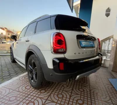 Sell MINI Countryman 2019 - 24450 EUR, 79000 km - AUTO.MOTO.pt