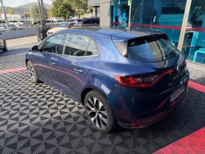 Sell Renault Mégane 2018 - 14900 EUR, 105000 km - AUTO.MOTO.pt