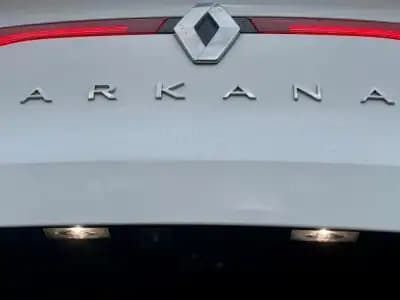 Vendo Renault Arkana 2022 - 22900 EUR, 19627 km - AUTO.MOTO.pt