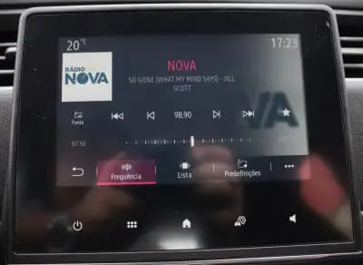 Vendo Renault Zoe 2020 - 14350 EUR, 62000 km - AUTO.MOTO.pt