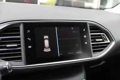 Vendo Peugeot 308 SW 2019 - 11990 EUR, 159000 km - AUTO.MOTO.pt