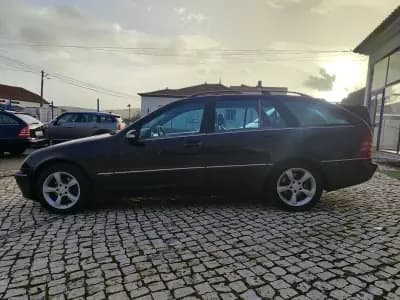 Sell Mercedes-Benz C 220 2005 - 6900 EUR, 382000 km - AUTO.MOTO.pt