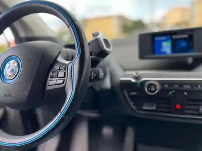 Vendo BMW i3 2020 - 16990 EUR, 79000 km - AUTO.MOTO.pt