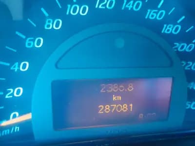 Sell Mercedes-Benz C 220 2001 - 7900 EUR, 280000 km - AUTO.MOTO.pt