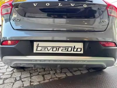 Sell Volvo V40 Cross Country 2013 - 13500 EUR, 164000 km - AUTO.MOTO.pt