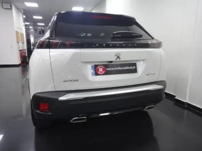 Sell Peugeot 2008 2020 - 18750 EUR, 59000 km - AUTO.MOTO.pt
