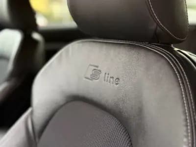 Vendo Audi A5 2010 - 17990 EUR, 157000 km - AUTO.MOTO.pt