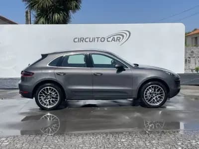 Sell Porsche Macan 2014 - 34900 EUR, 215608 km - AUTO.MOTO.pt
