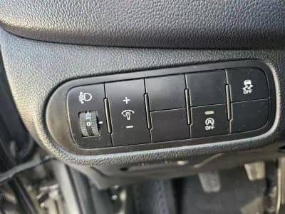 Sell Kia Carens 2018 - 17500 EUR, 138200 km - AUTO.MOTO.pt