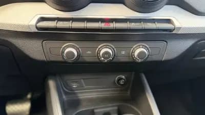 Vendo Audi Q2 2018 - 19900 EUR, 102000 km - AUTO.MOTO.pt