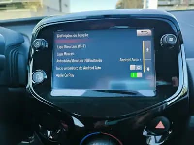 Vendo Peugeot 108 2018 - 9999 EUR, 180453 km - AUTO.MOTO.pt