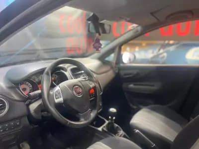 Vendo Fiat Punto 2018 - 8500 EUR, 105000 km - AUTO.MOTO.pt