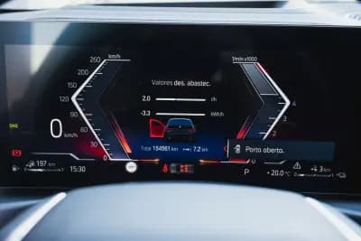 Vendo BMW 330 2022 - 30000 EUR, 154565 km - AUTO.MOTO.pt