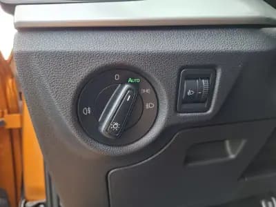 Sell Skoda Kamiq 2023 - 18750 EUR, 33500 km - AUTO.MOTO.pt