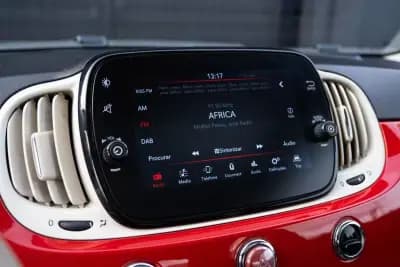 Vendo Fiat 500 2021 - 9999 EUR, 110500 km - AUTO.MOTO.pt