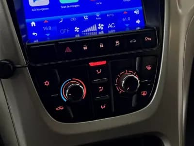 Vendo Opel Astra Sports Tourer 2011 - 6250 EUR, 235000 km - AUTO.MOTO.pt