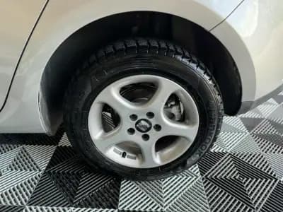 Vendo SEAT Ibiza 2009 - 5900 EUR, 170000 km - AUTO.MOTO.pt