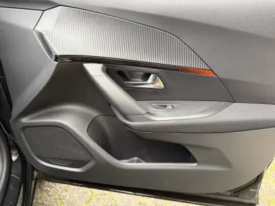 Vendo Peugeot 2008 2023 - 20900 EUR, 101000 km - AUTO.MOTO.pt