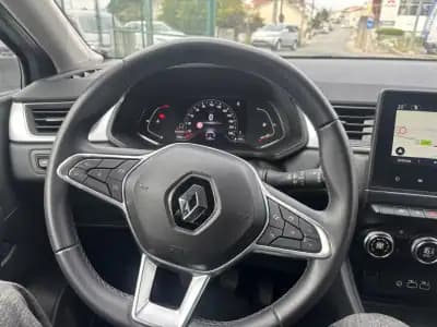 Sell Renault Captur 2024 - 22900 EUR, 33561 km - AUTO.MOTO.pt