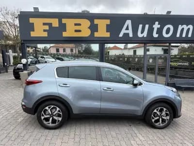 Sell Kia Sportage 2021 - 24900 EUR, 61000 km - AUTO.MOTO.pt