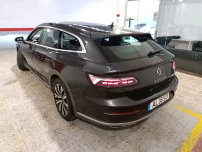 Vendo Volkswagen Arteon Shooting Brake 2021 - 25900 EUR, 113390 km - AUTO.MOTO.pt