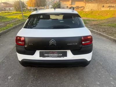 Vendo Citroën C4 Cactus 2015 - 9650 EUR, 151000 km - AUTO.MOTO.pt