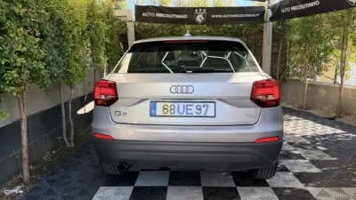 Vendo Audi Q2 2018 - 19900 EUR, 102000 km - AUTO.MOTO.pt