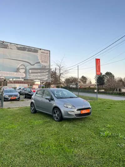 Sell Fiat Punto 2013 - 6300 EUR, 177250 km - AUTO.MOTO.pt