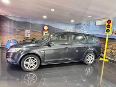 Vendo Ford Focus SW 2008 - 5990 EUR, 299000 km - AUTO.MOTO.pt