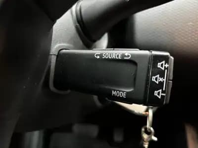 Vendo Renault Clio 2022 - 19800 EUR, 84000 km - AUTO.MOTO.pt