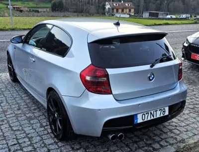Vendo BMW 118 2018 - 9999 EUR, 300000 km - AUTO.MOTO.pt