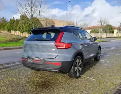 Sell Volvo XC 40 2023 - 28500 EUR, 96000 km - AUTO.MOTO.pt