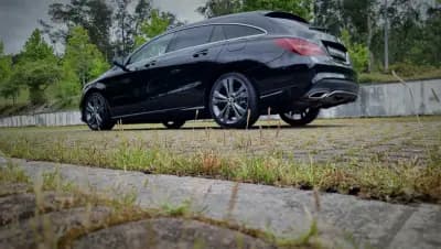 Vendo Mercedes-Benz CLA 200 2018 - 24900 EUR, 141000 km - AUTO.MOTO.pt