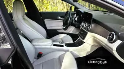 Sell Mercedes-Benz CLA 200 2017 - 22900 EUR, 139000 km - AUTO.MOTO.pt