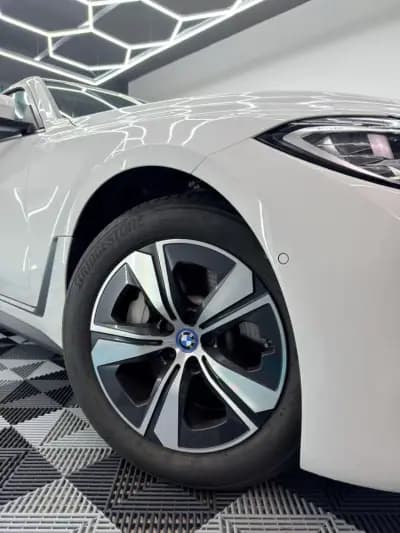 Sell BMW i4 2022 - 34500 EUR, 168000 km - AUTO.MOTO.pt