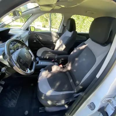 Vendo Citroën C4 Picasso 2016 - 13990 EUR, 168400 km - AUTO.MOTO.pt